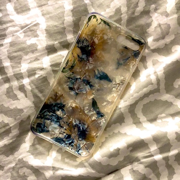 iPhone 8 Plus case - Picture 2 of 2